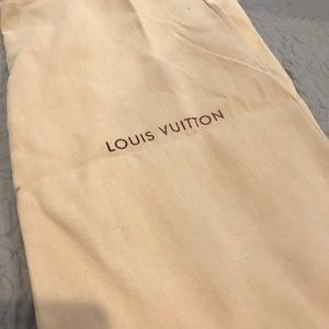 Louis vuitton dust bag for shoes
